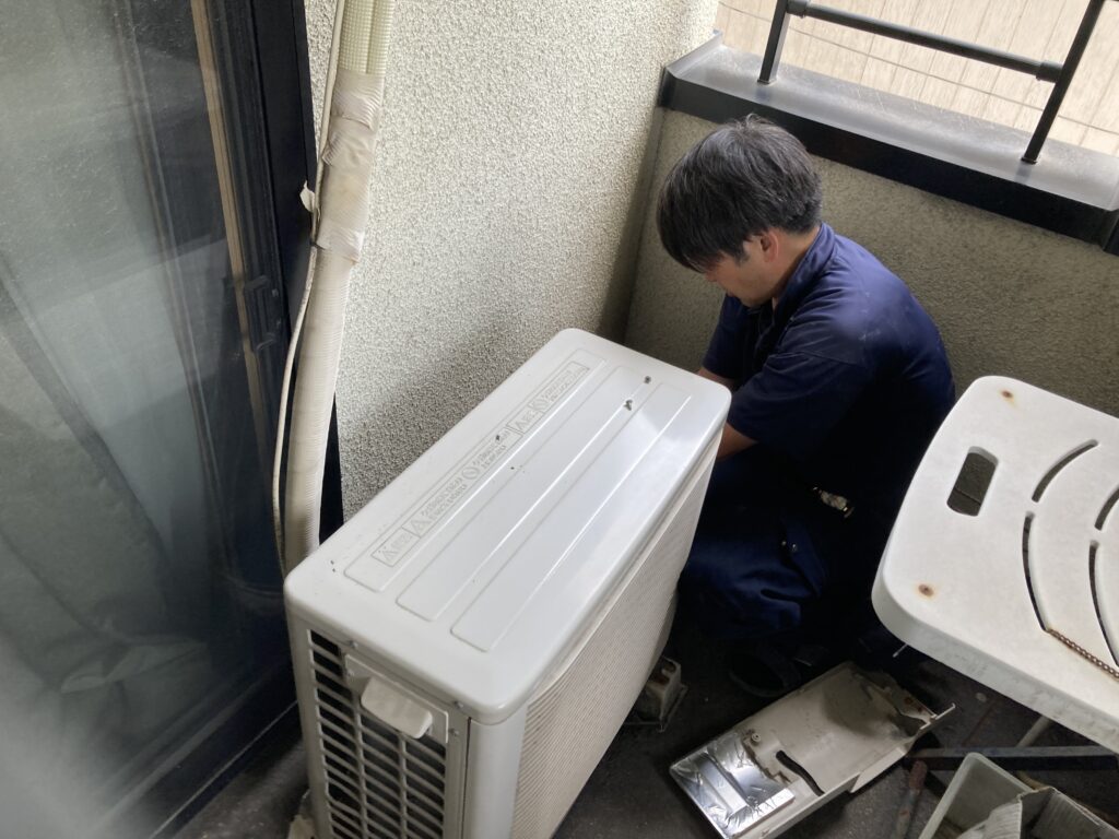 【鹿児島エアコン回収ガイド】無料で依頼できる不用品回収サービス!エアコン・バイク・家電の処分方法