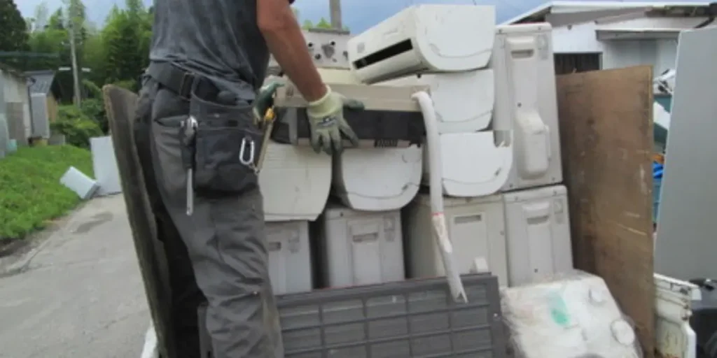 【鹿児島】エアコン処分は完全無料!取外し・リサイクル料・特殊設置もすべて0円