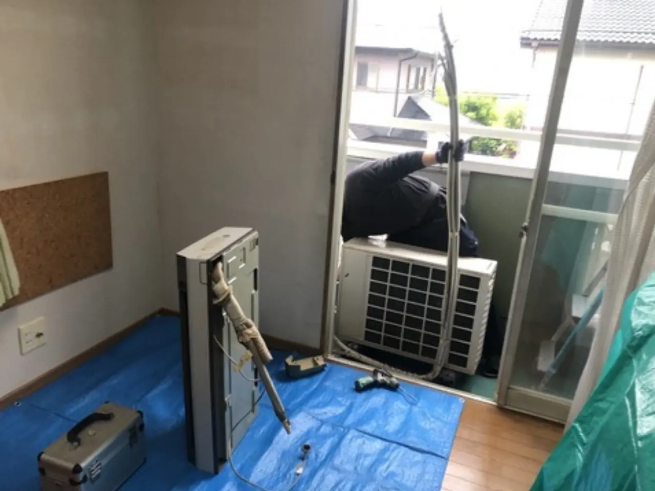 室内機取り外し
